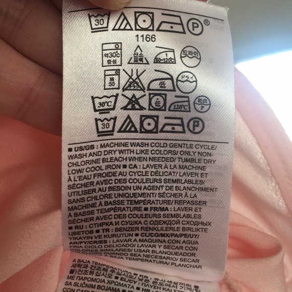 Banana Republic Sleeveless Shirt - Picture 6 of 6